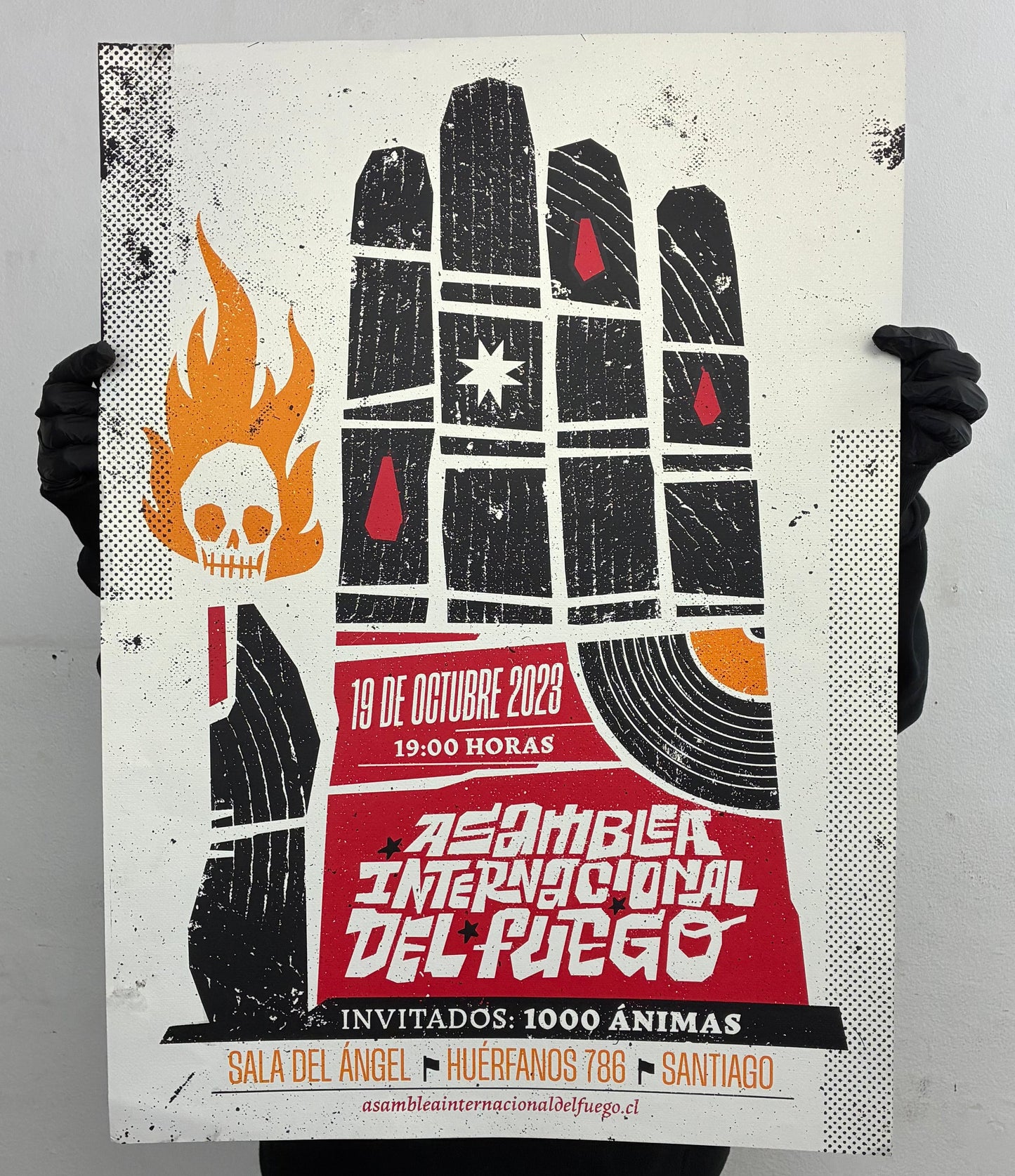 ASAMBLEA INT DEL FUEGO sala del angel 2023 serigrafia 3 tintas